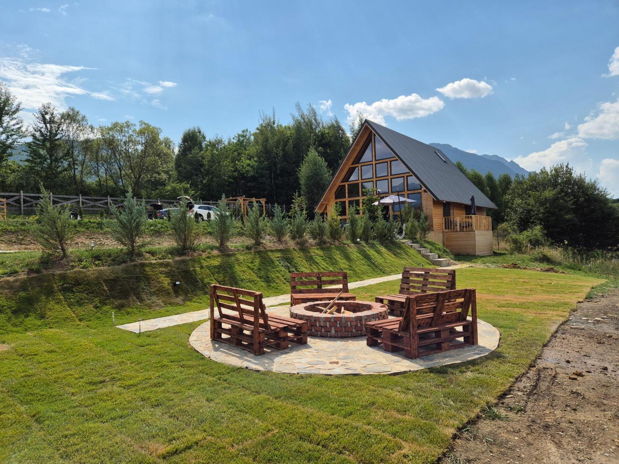 Cabana Timbernest Bran  Buitenkant foto