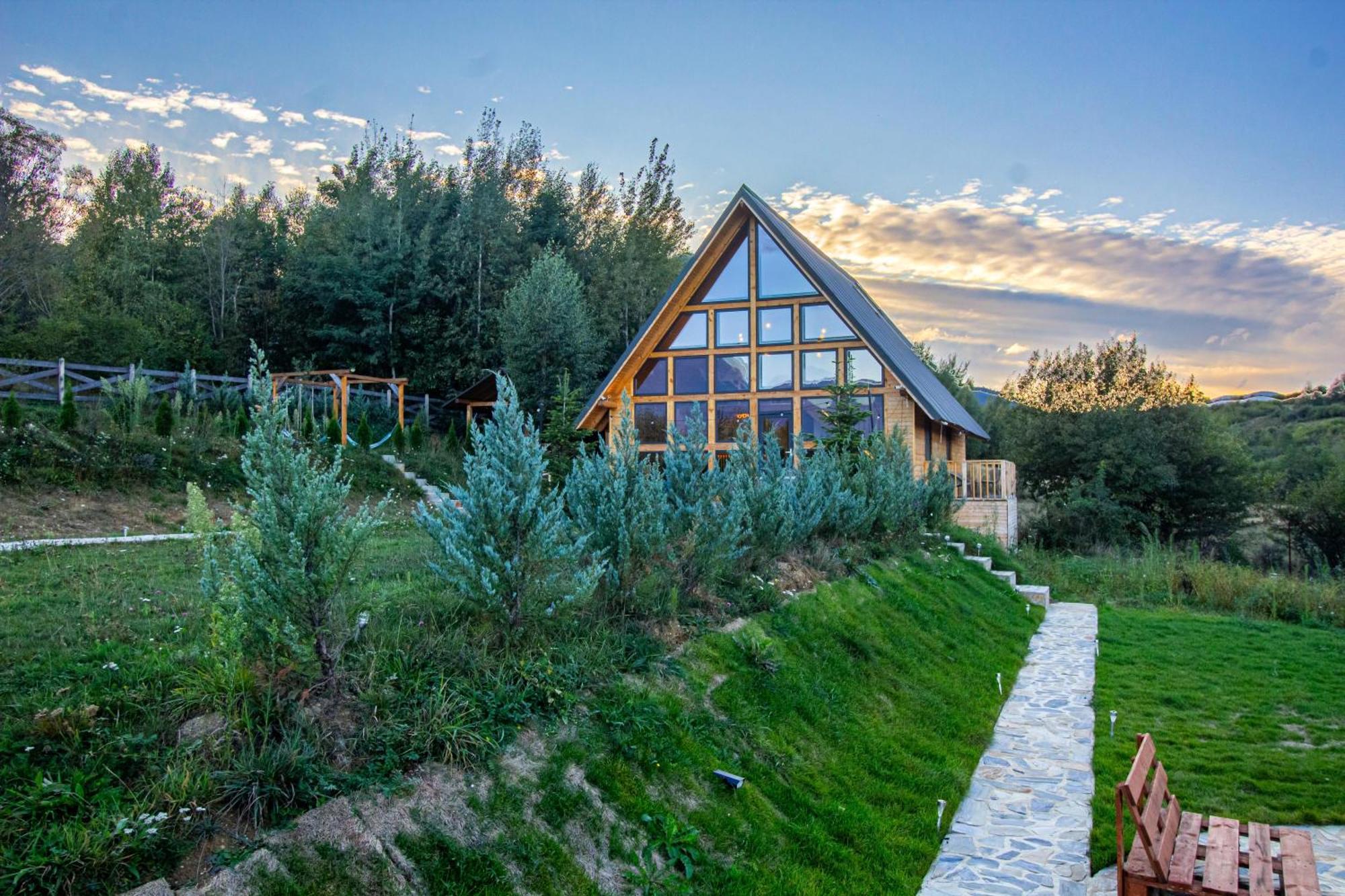 Cabana Timbernest Bran  Buitenkant foto
