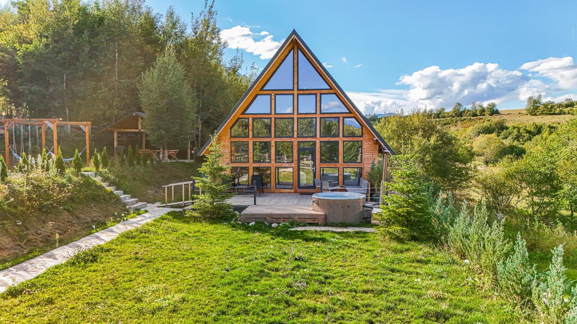 Cabana Timbernest Bran  Buitenkant foto