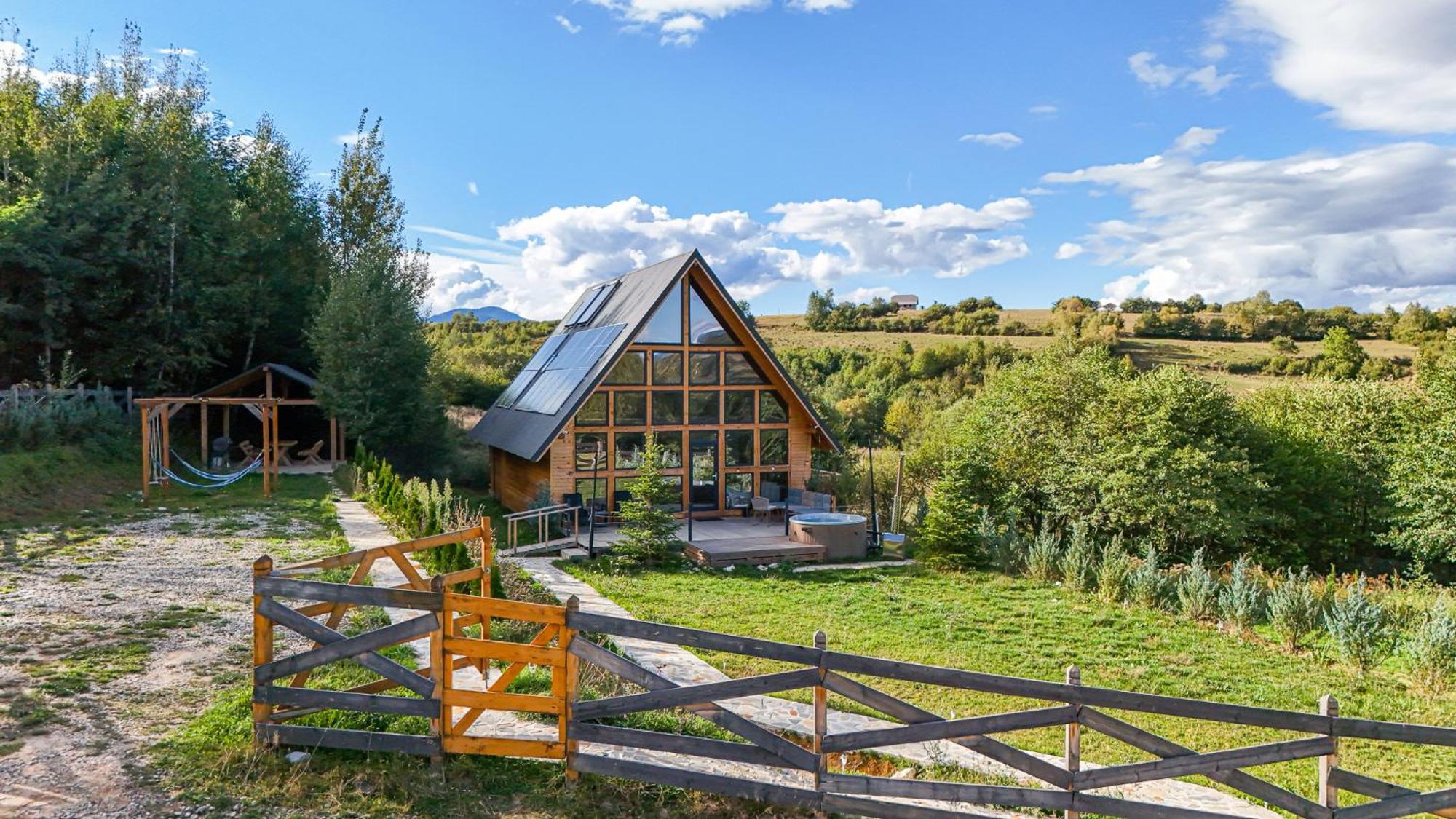 Cabana Timbernest Bran  Buitenkant foto