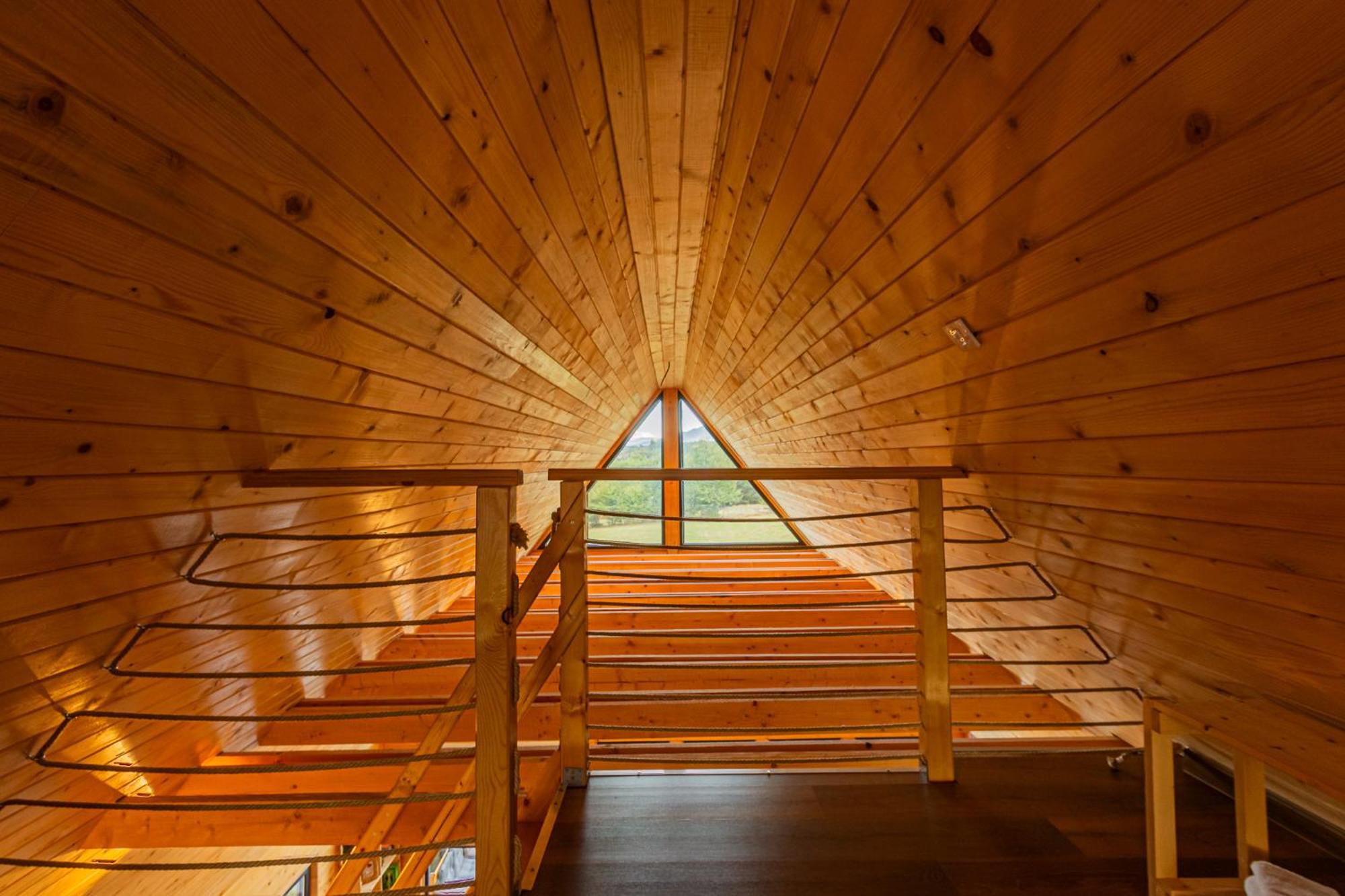 Cabana Timbernest Bran  Buitenkant foto